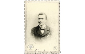 1902 - Santiago Abella